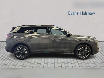 Used Peugeot 5008 2025 for sale - 79648662: Photo