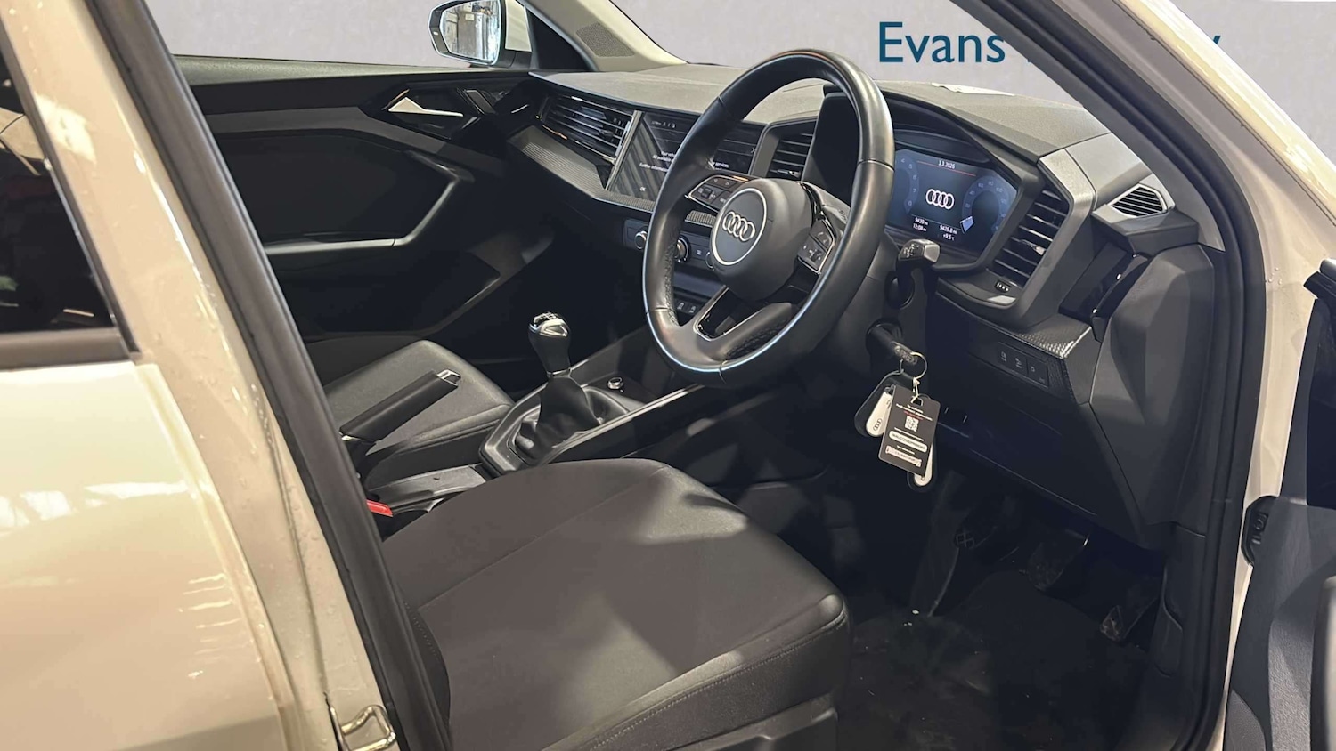 Used Audi A1 for sale - 77862701: Photo 3