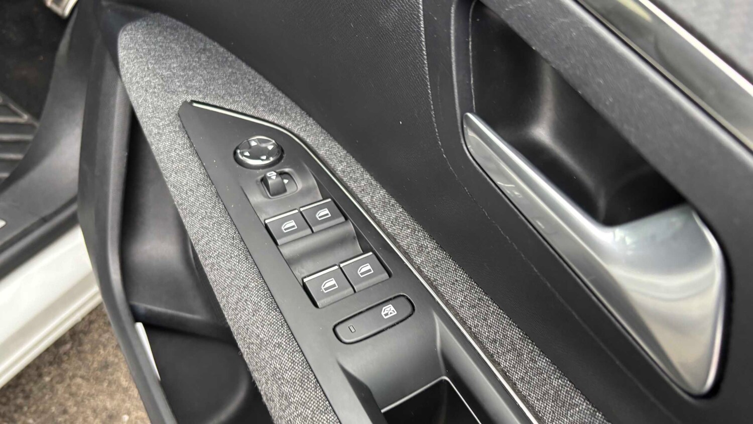 Used Peugeot 3008 for sale - 77861950: Photo 22