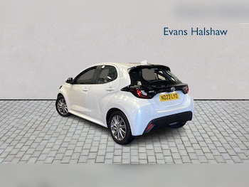 Used Toyota Yaris 2023 for sale - 79161194: Photo
