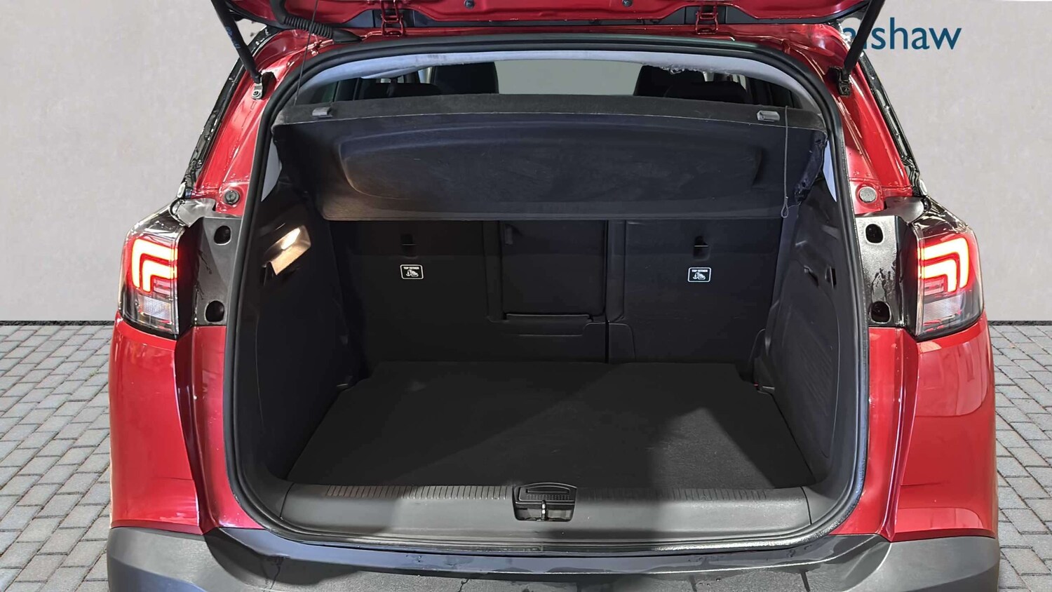 Used Vauxhall Crossland 2023 for sale - 77858389: Photo 10