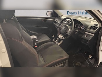 Used Suzuki Swift 2016 for sale - 77859949: Photo