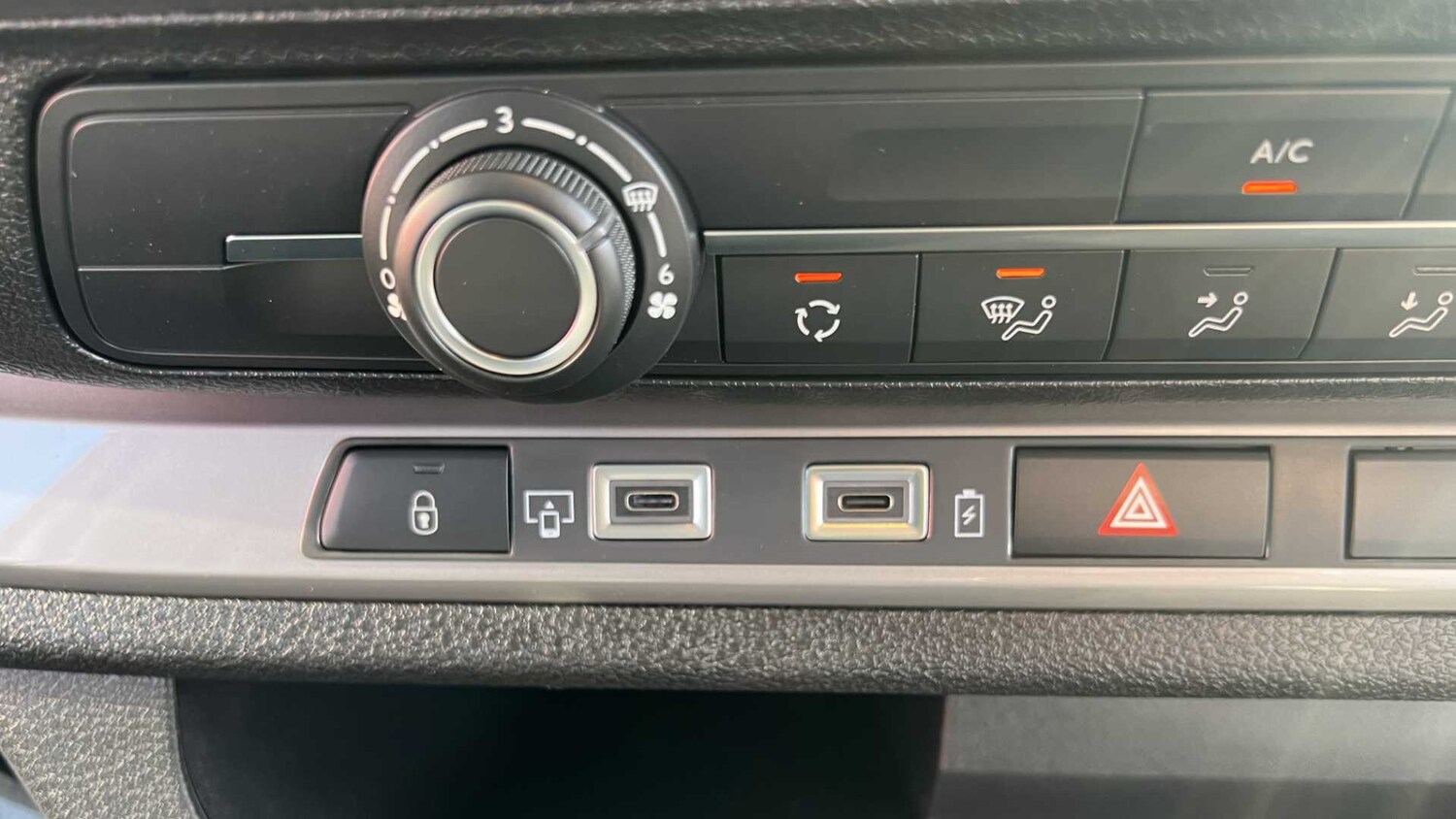 Used Vauxhall Vivaro for sale - 78104378: Photo 22