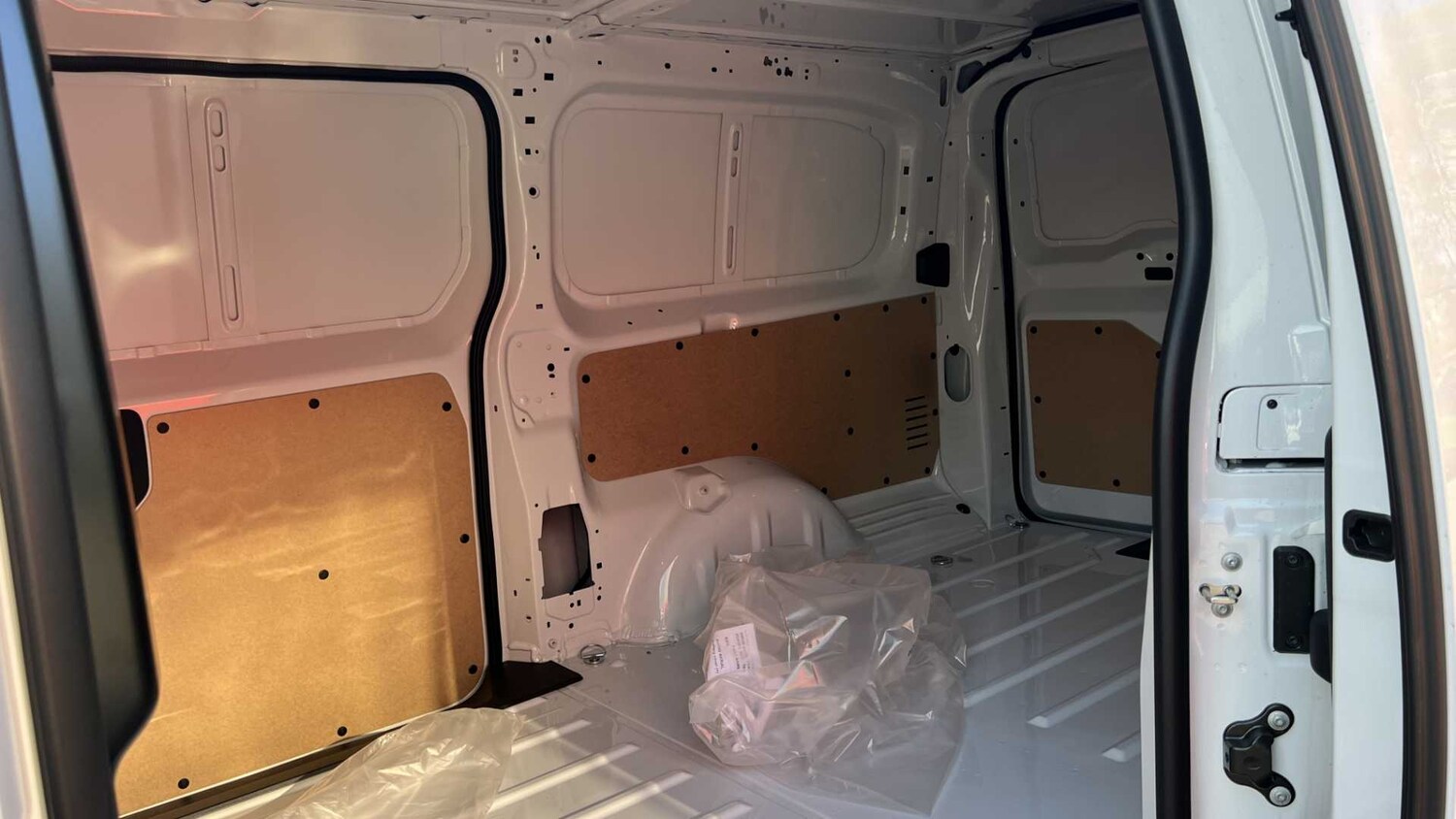 Used Vauxhall Vivaro for sale - 78104378: Photo 8