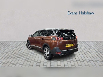 Used Peugeot 5008 2023 for sale - 79095652: Photo