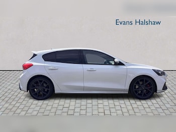 Used Ford Focus 2019 for sale - 78743787: Photo