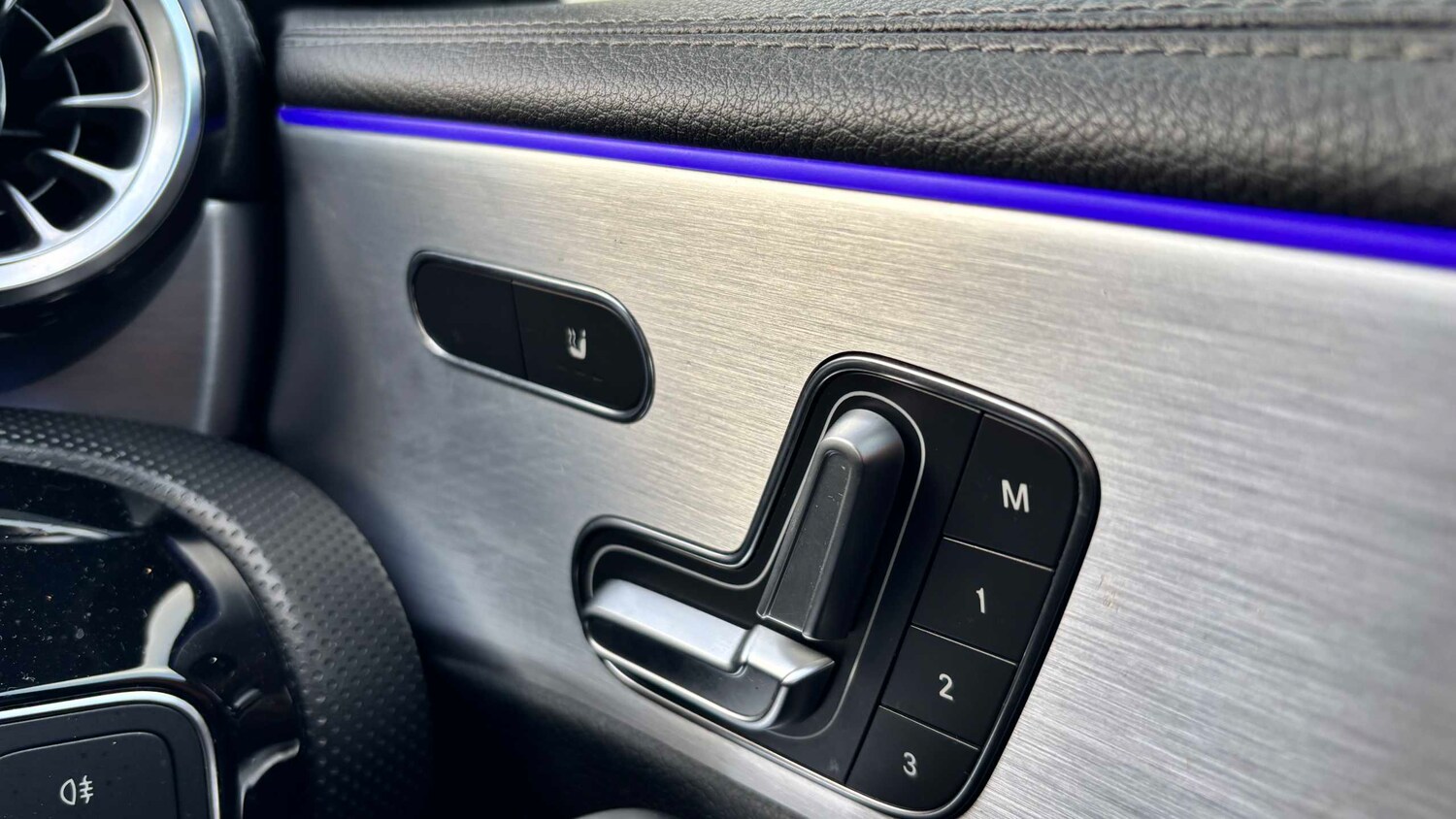 Used Mercedes-Benz A-Class 2019 for sale - 78076822: Photo 14