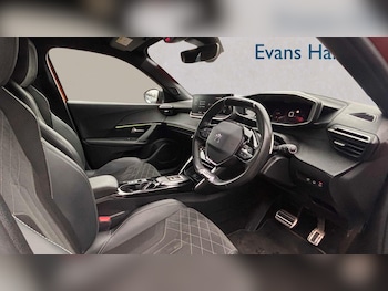 Used Peugeot 2008 2022 for sale - 77899239: Photo