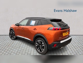 Used Peugeot 2008 2022 for sale - 77899239: Photo