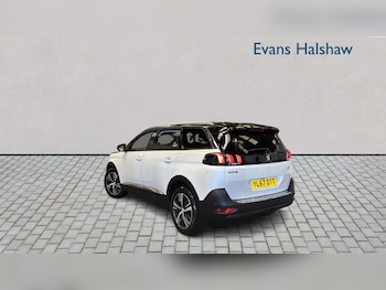 Used Peugeot 5008 2018 for sale - 78991184: Photo