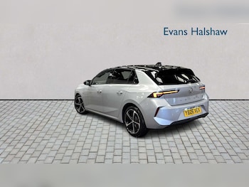 Used Vauxhall Astra 2026 for sale - 78800200: Photo