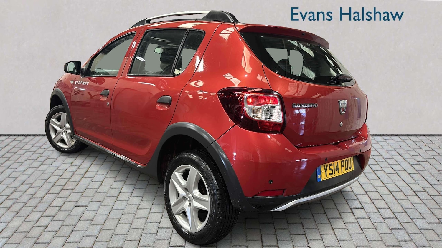 Used Dacia Sandero Stepway 2014 for sale - 77961190: Photo 5