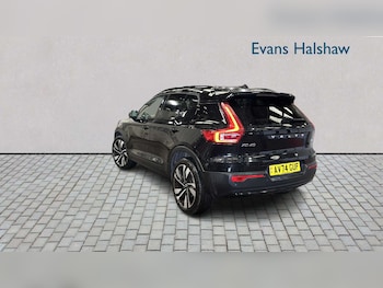 Used Volvo XC40 2024 for sale - 79390919: Photo