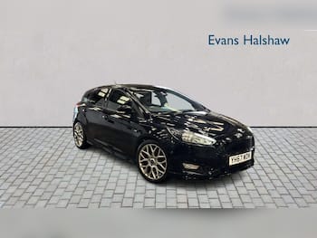 Used Ford Focus 2017 for sale - 79702820: Photo