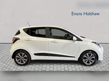 Used Hyundai i10 2017 for sale - 79637116: Photo