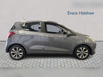 Used Hyundai i10 2015 for sale - 79051819: Photo