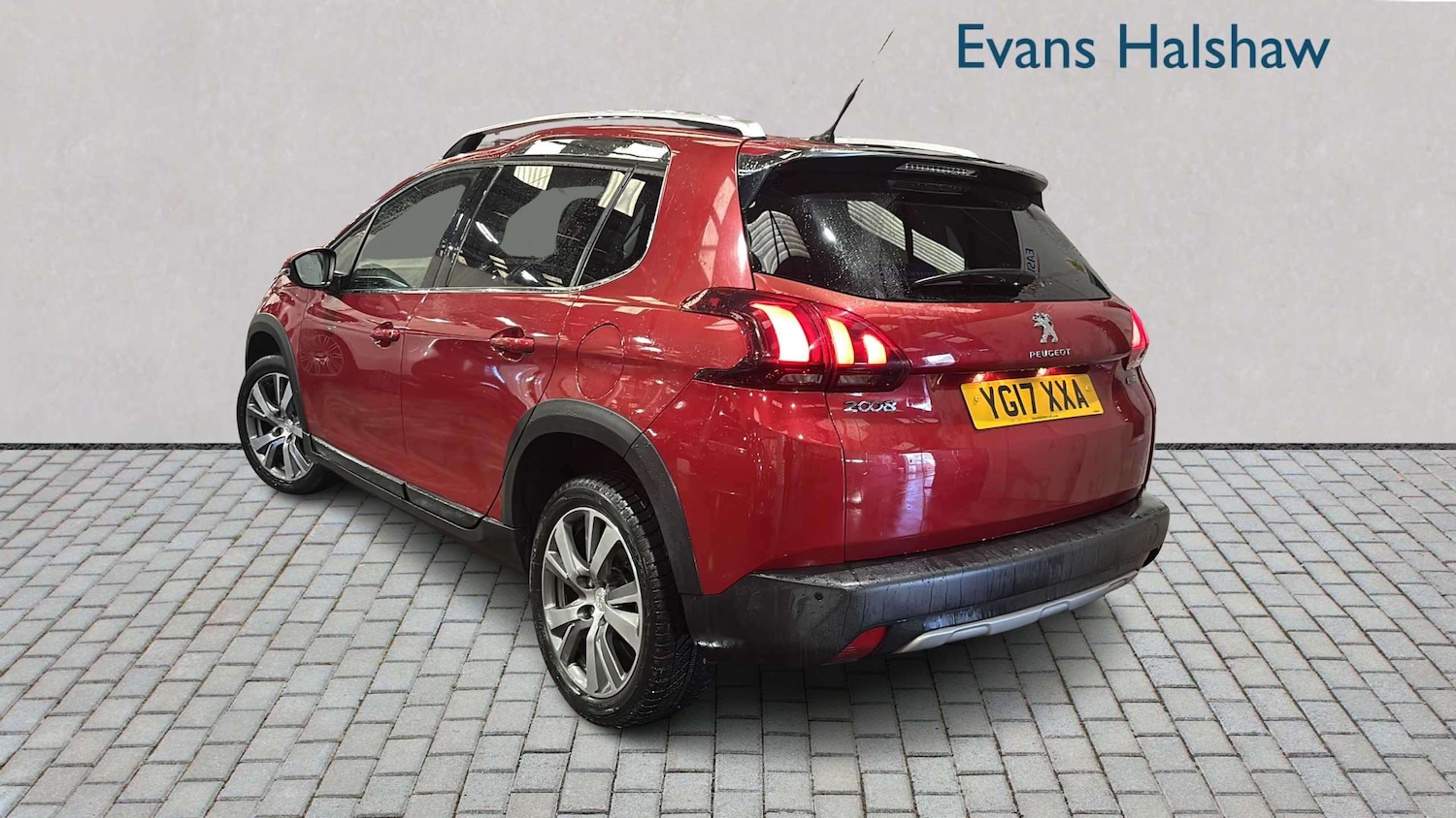 Used Peugeot 2008 2017 for sale - 77943178: Photo 2