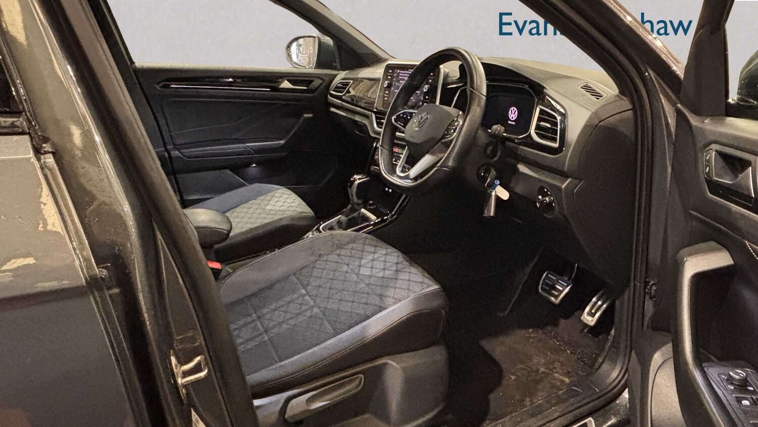 Used Volkswagen T-Roc for sale - 77860393: Photo 8