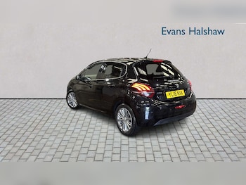 Used Peugeot 208 2016 for sale - 78787087: Photo