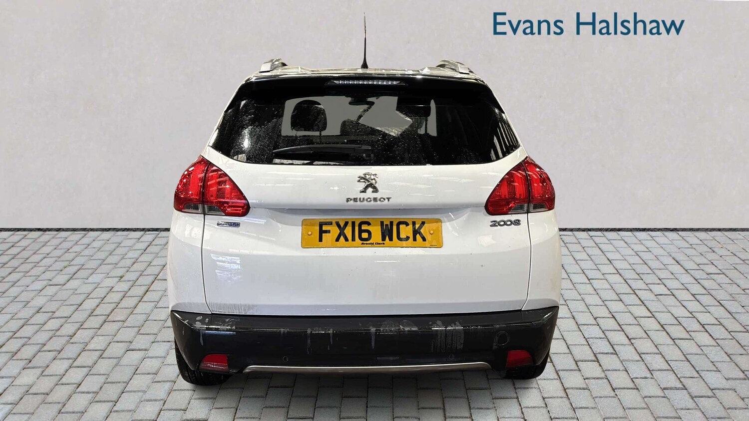 Used Peugeot 2008 for sale - 77857006: Photo 4