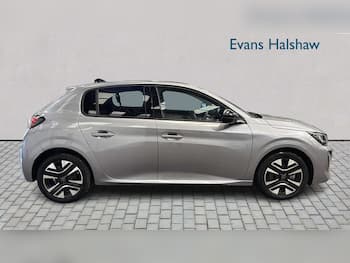 Used Peugeot 208 2025 for sale - 79825220: Photo