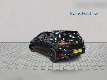 Used Volkswagen Golf 2018 for sale - 79014937: Photo