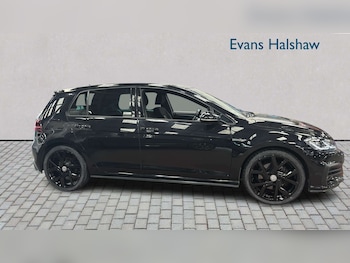 Used Volkswagen Golf 2018 for sale - 79014937: Photo