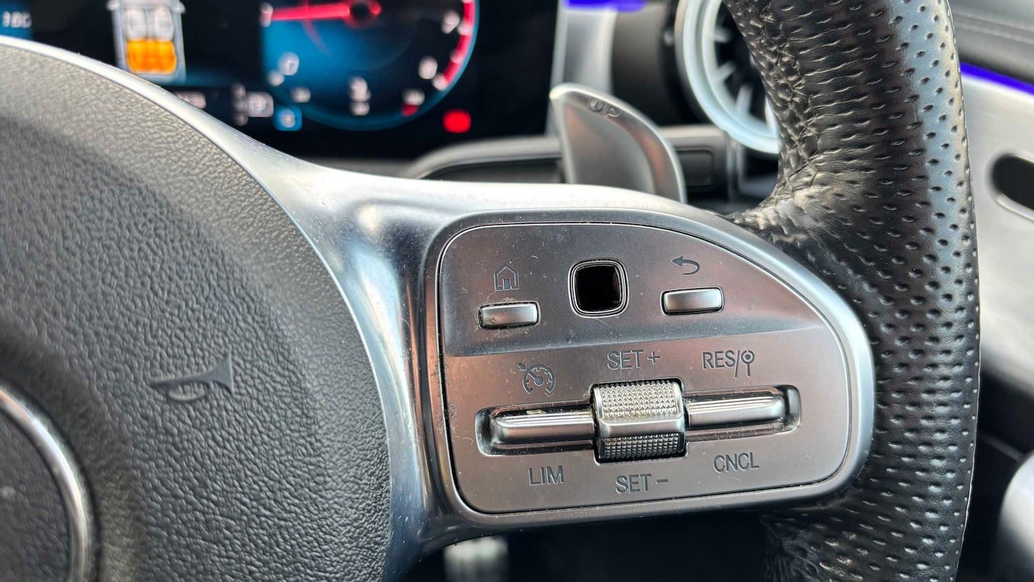 Used Mercedes-Benz A-Class 2019 for sale - 77995903: Photo 7