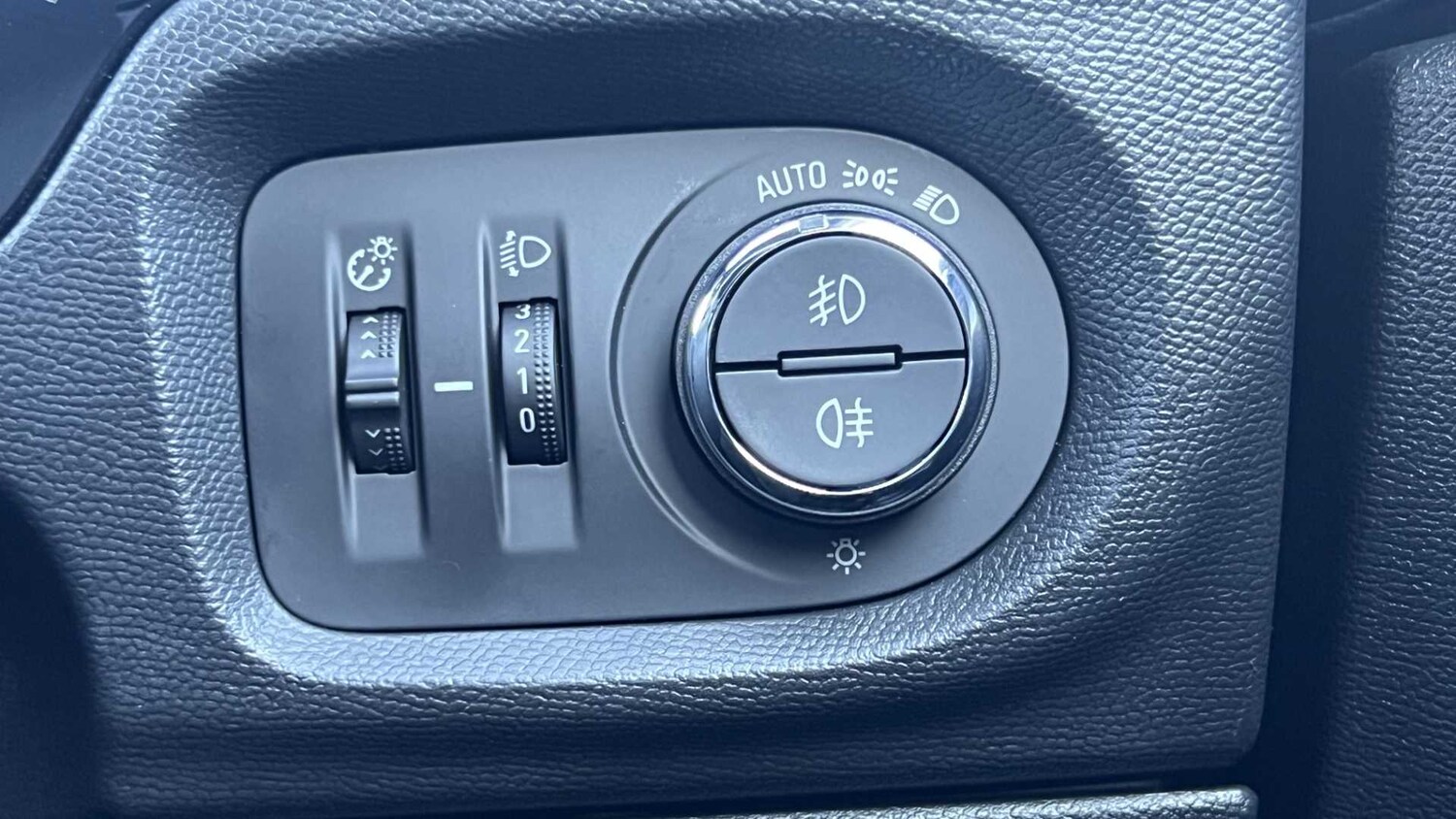 Used Vauxhall Corsa 2024 for sale - 77972722: Photo 35