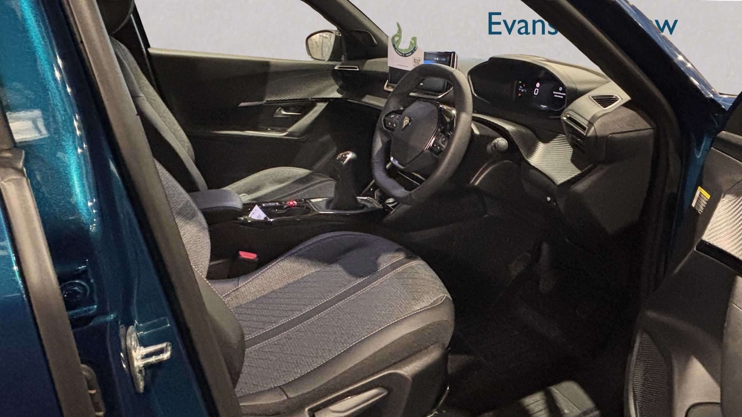 Used Peugeot 2008 2025 for sale - 77856513: Photo 3