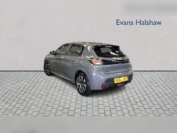 Used Peugeot 208 2024 for sale - 79250916: Photo