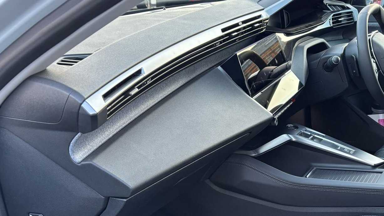 Used Peugeot 308 for sale - 77862083: Photo 20