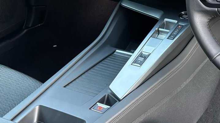 Used Peugeot 308 for sale - 77862083: Photo 30