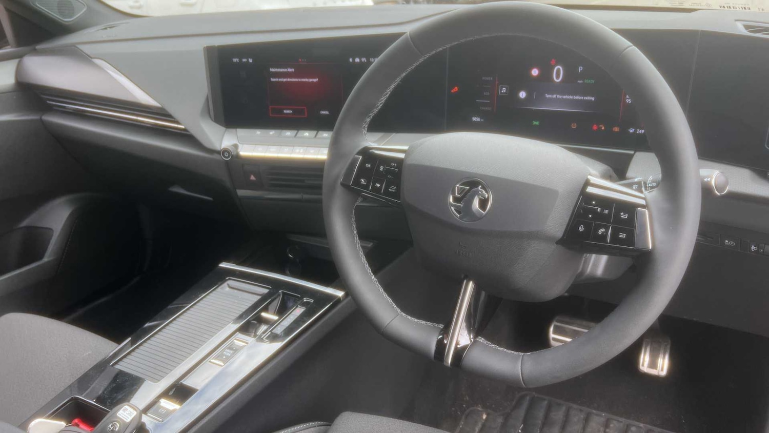 Used Vauxhall Astra 2024 for sale - 77858624: Photo 2