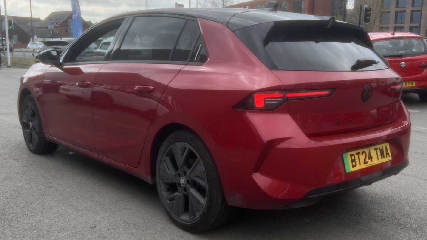 Used Vauxhall Astra 2024 for sale - 77858624: Photo 3