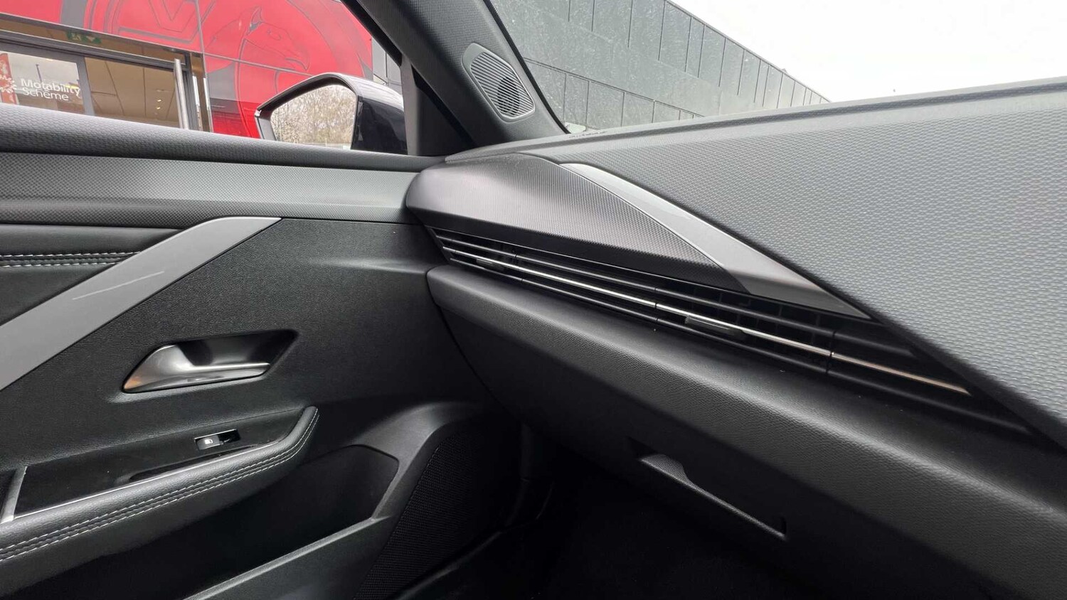 Used Vauxhall Astra 2024 for sale - 77858624: Photo 33