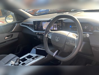 Used Vauxhall Grandland 2024 for sale - 77857646: Photo