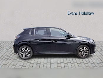 Used Peugeot 208 2023 for sale - 78732341: Photo