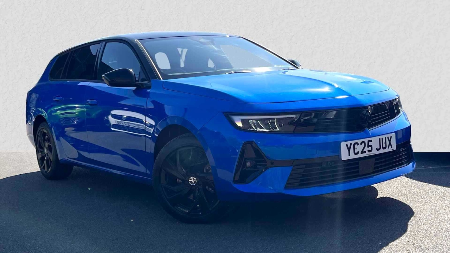 Used Vauxhall Astra 2025 for sale - 77979530: Photo 1