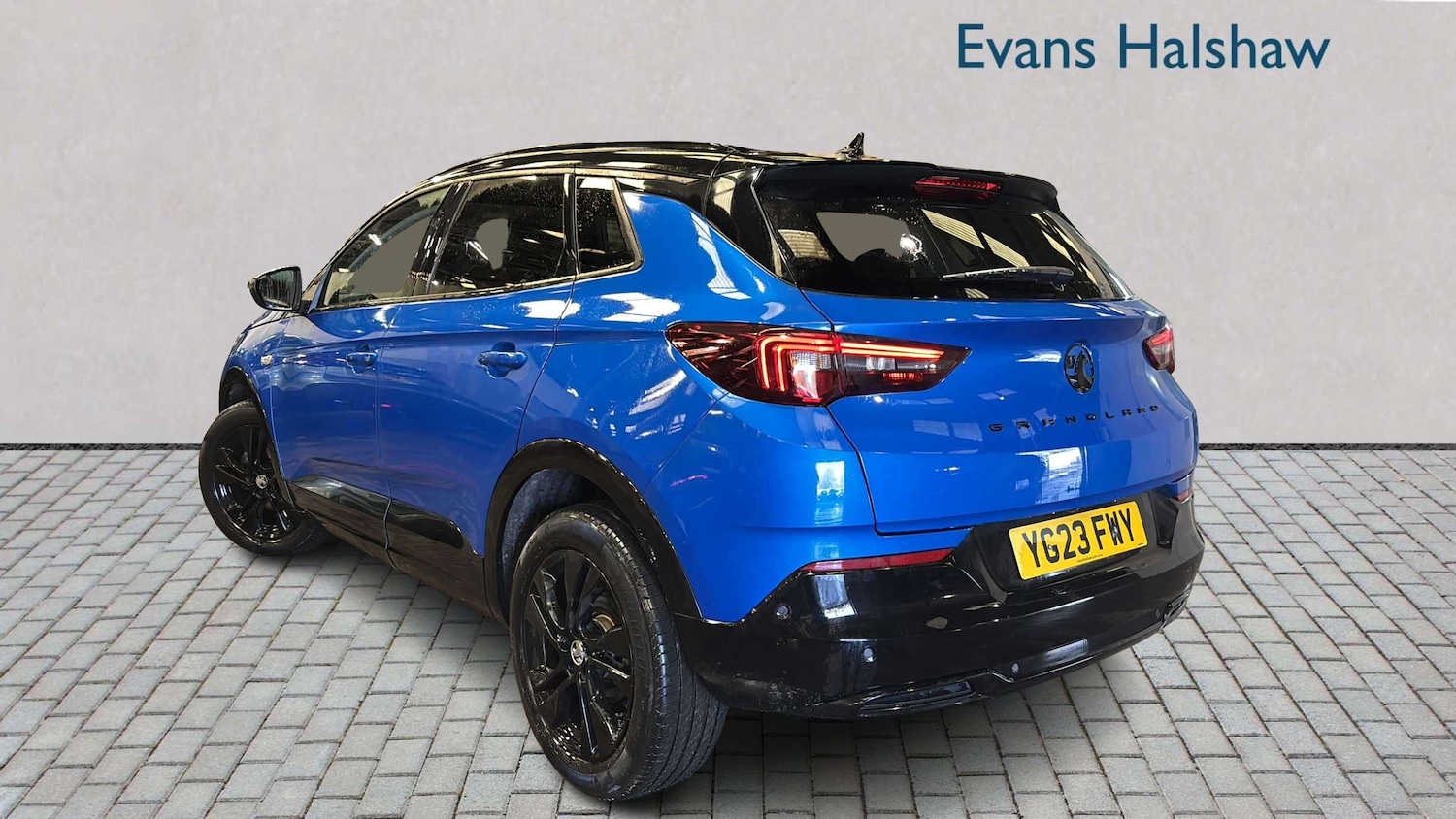 Used Vauxhall Grandland for sale - 77858593: Photo 2