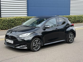 Used Toyota Yaris 2022 for sale - 79412921: Photo