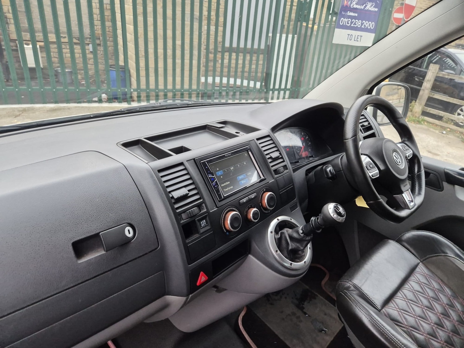 Used Volkswagen Transporter 2009 for sale - 76261220: Photo 20