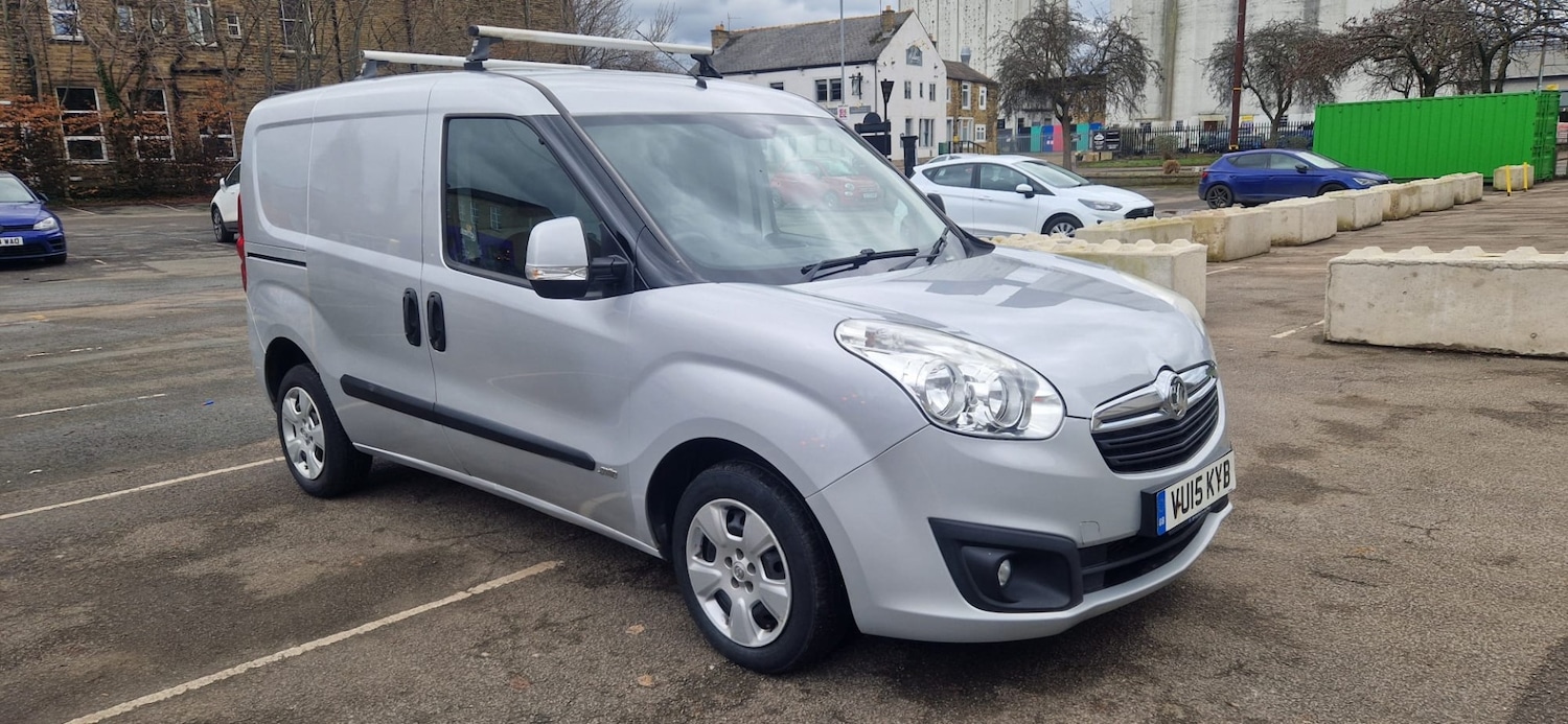 Used Vauxhall Combo 2015 for sale - 76778337: Photo 1