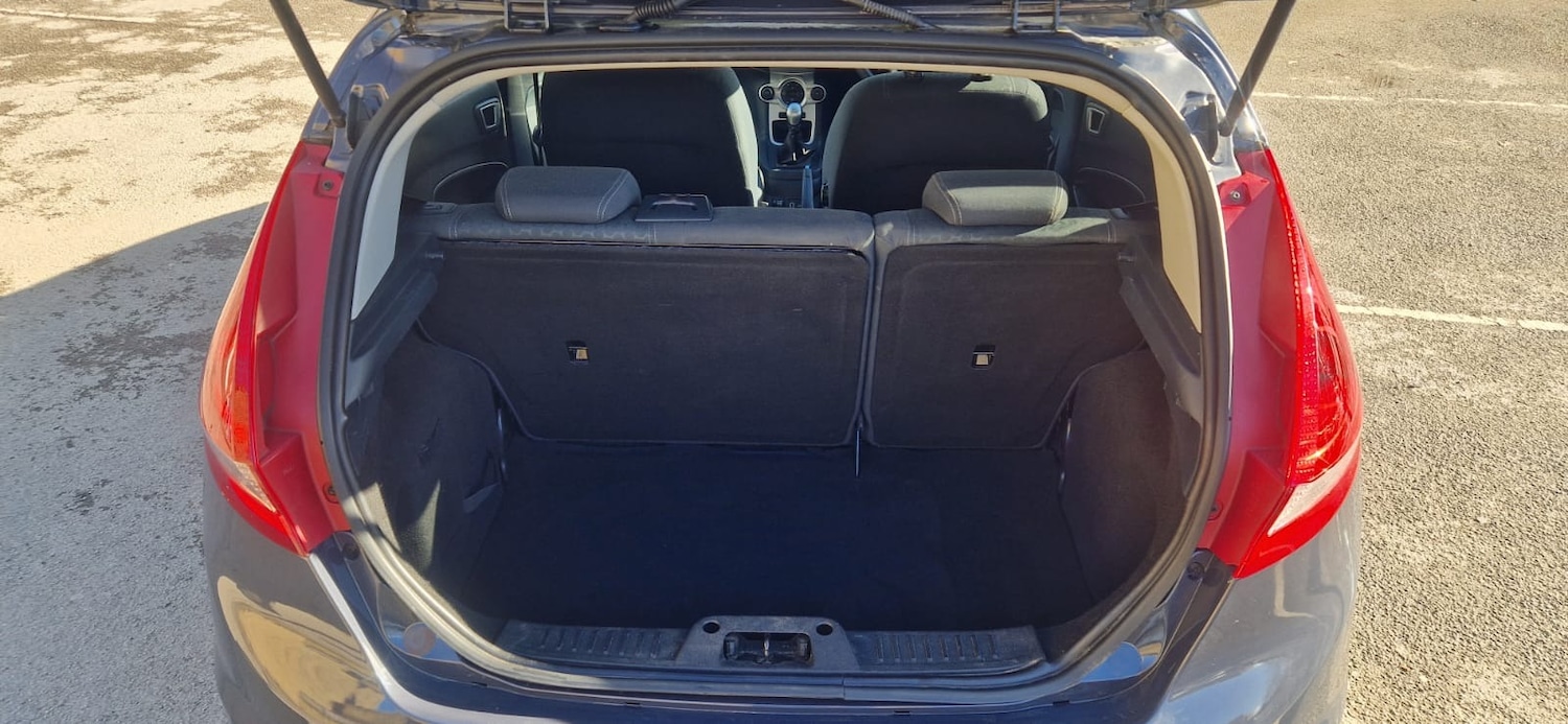 Used Ford Fiesta 2012 for sale - 76777441: Photo 12