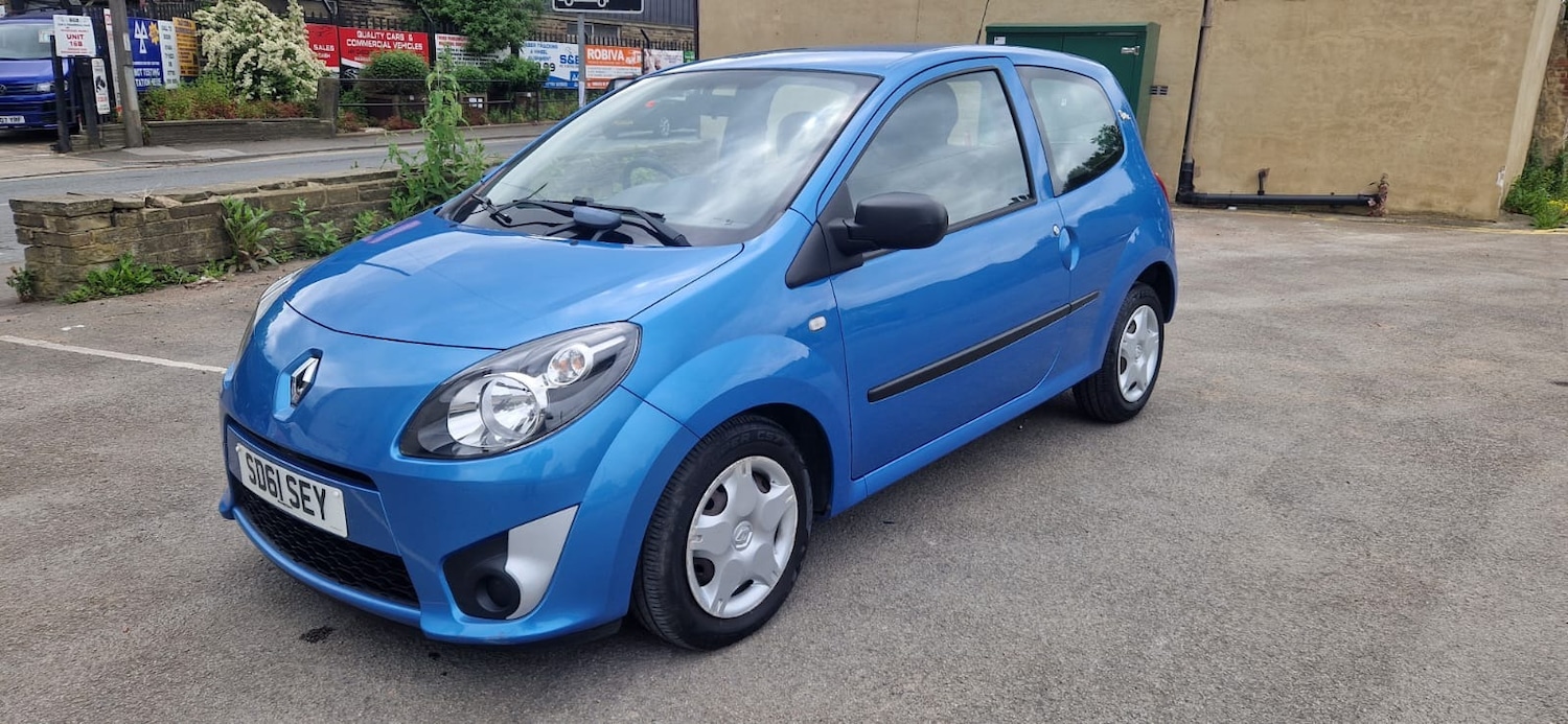 Used Renault Twingo 2011 for sale - 76777973: Photo 2