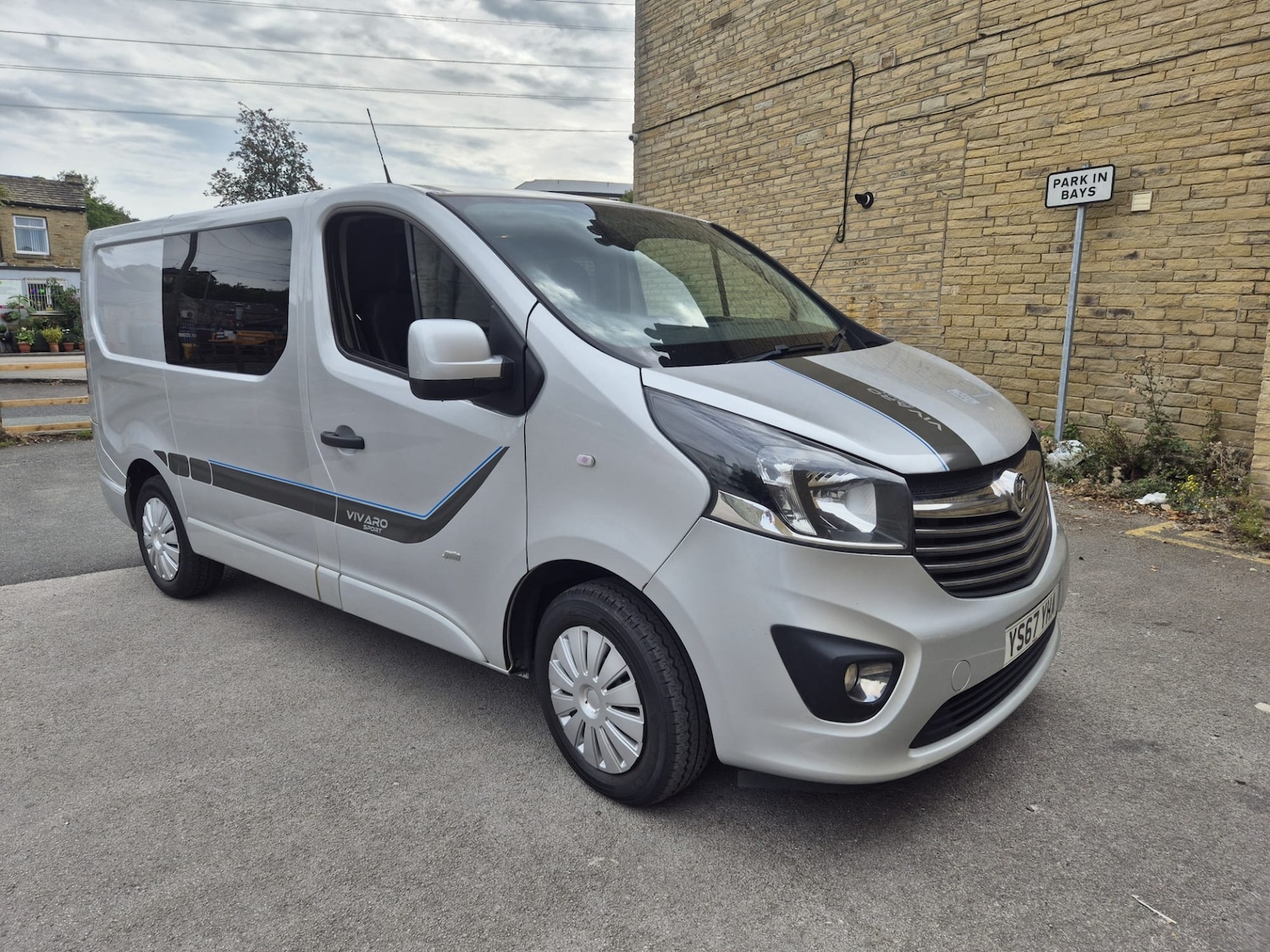 Used Vauxhall Vivaro 2017 for sale - 75709507: Photo 2
