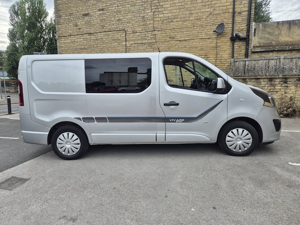Used Vauxhall Vivaro 2017 for sale - 75709507: Photo 4