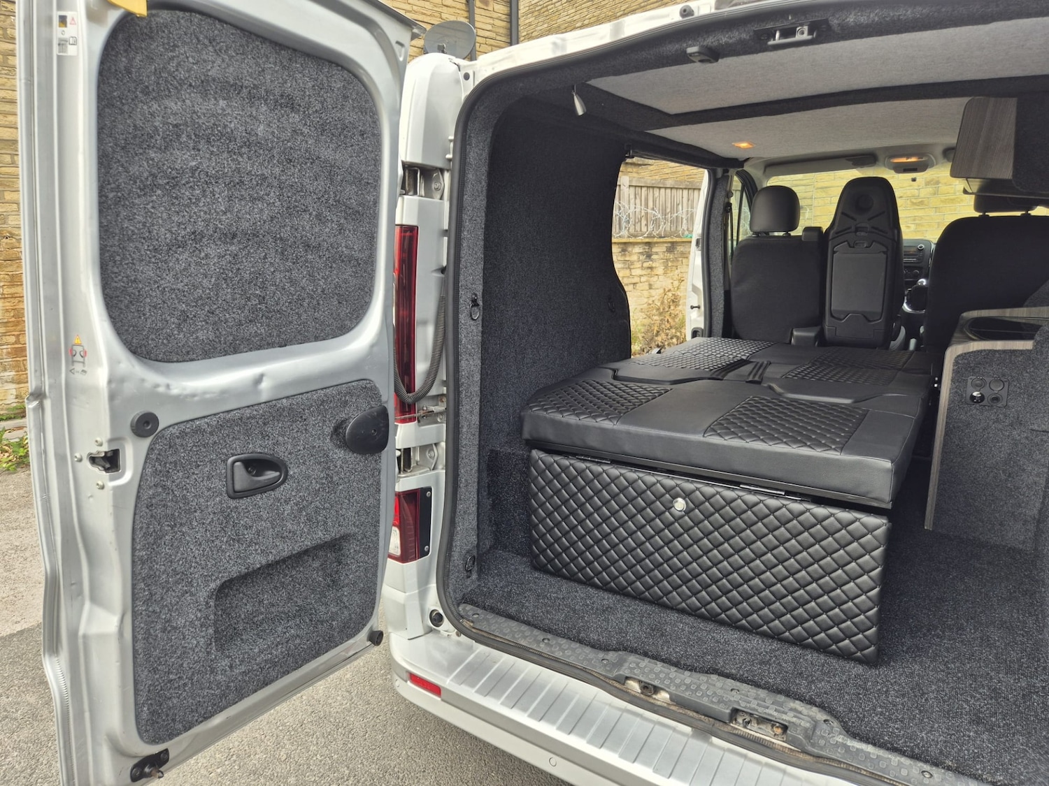 Used Vauxhall Vivaro 2017 for sale - 76777373: Photo 15