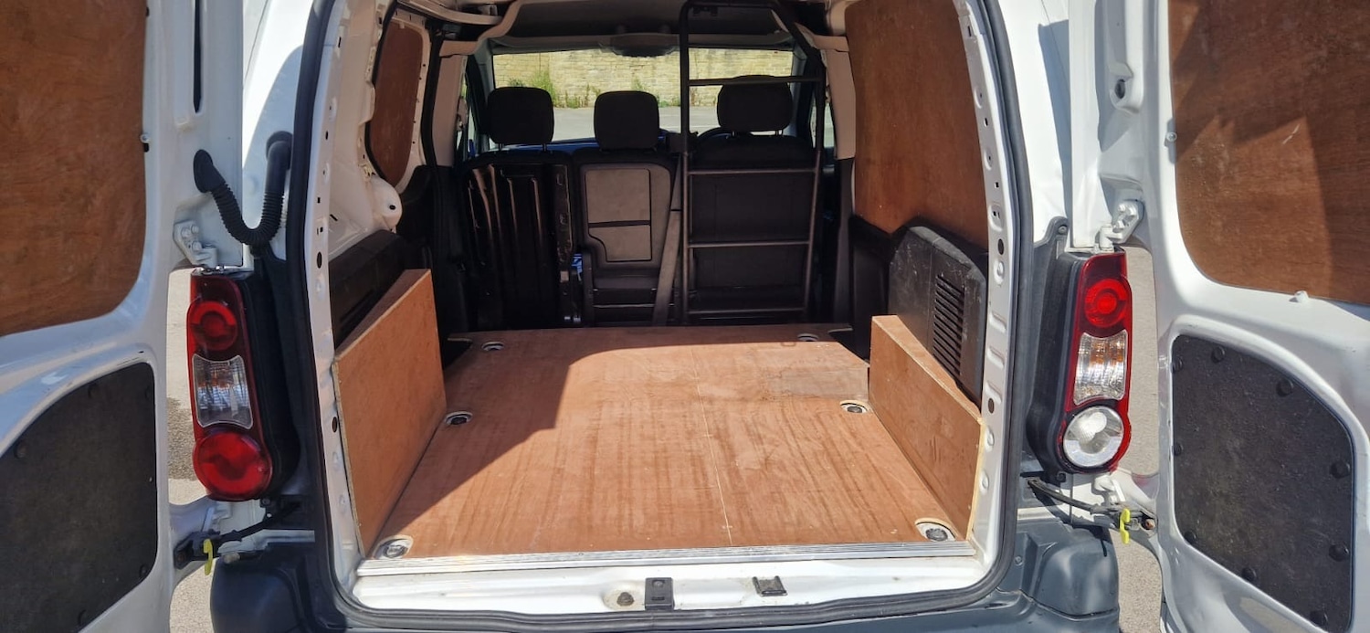 Used Peugeot Partner 2014 for sale - 76777986: Photo 12
