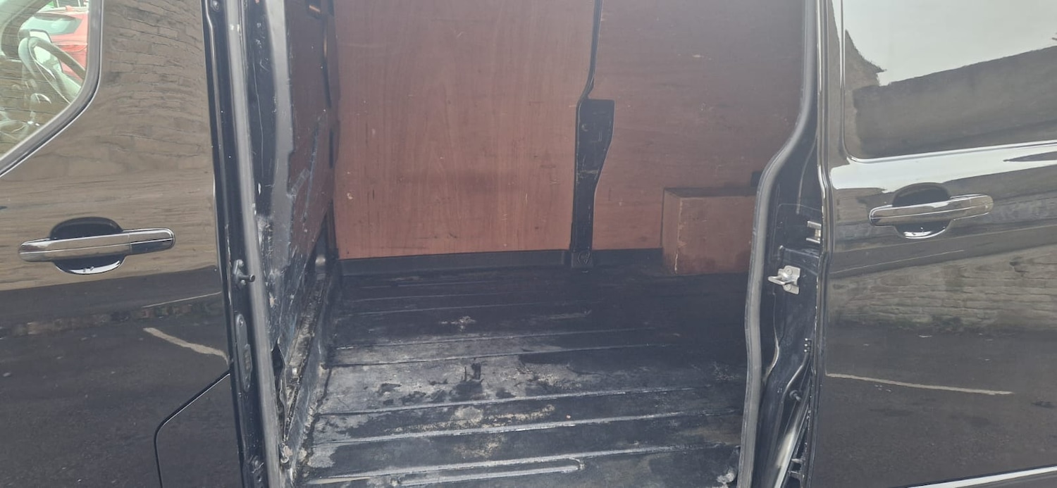 Used Ford Transit Custom 2017 for sale - 76777705: Photo 13